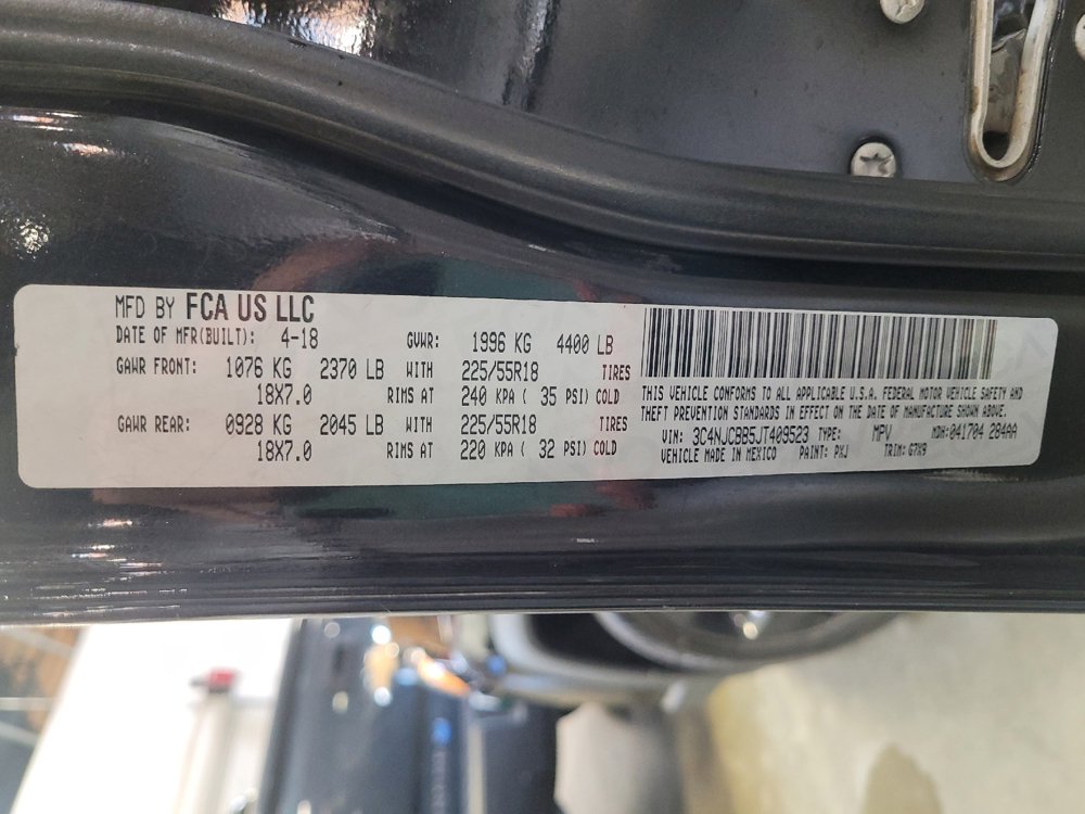 Used 2018 Jeep Compass Latitude w/ Popular Equipment Group FWD image 33