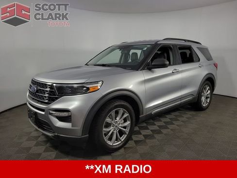 Used 2020 Ford Explorer XLT w/ Equipment Group 202A image 6
