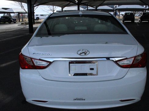Used 2013 Hyundai Sonata GLS image 15