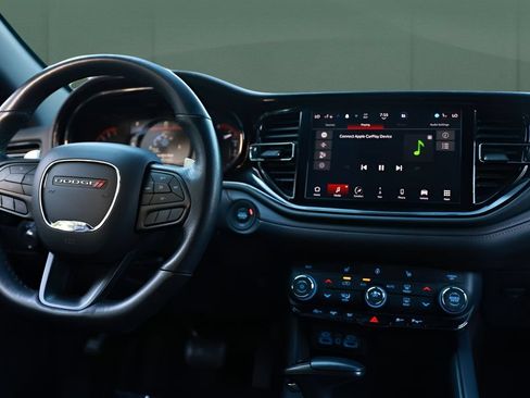 Used 2025 Dodge Durango GT AWD/4WD image 34