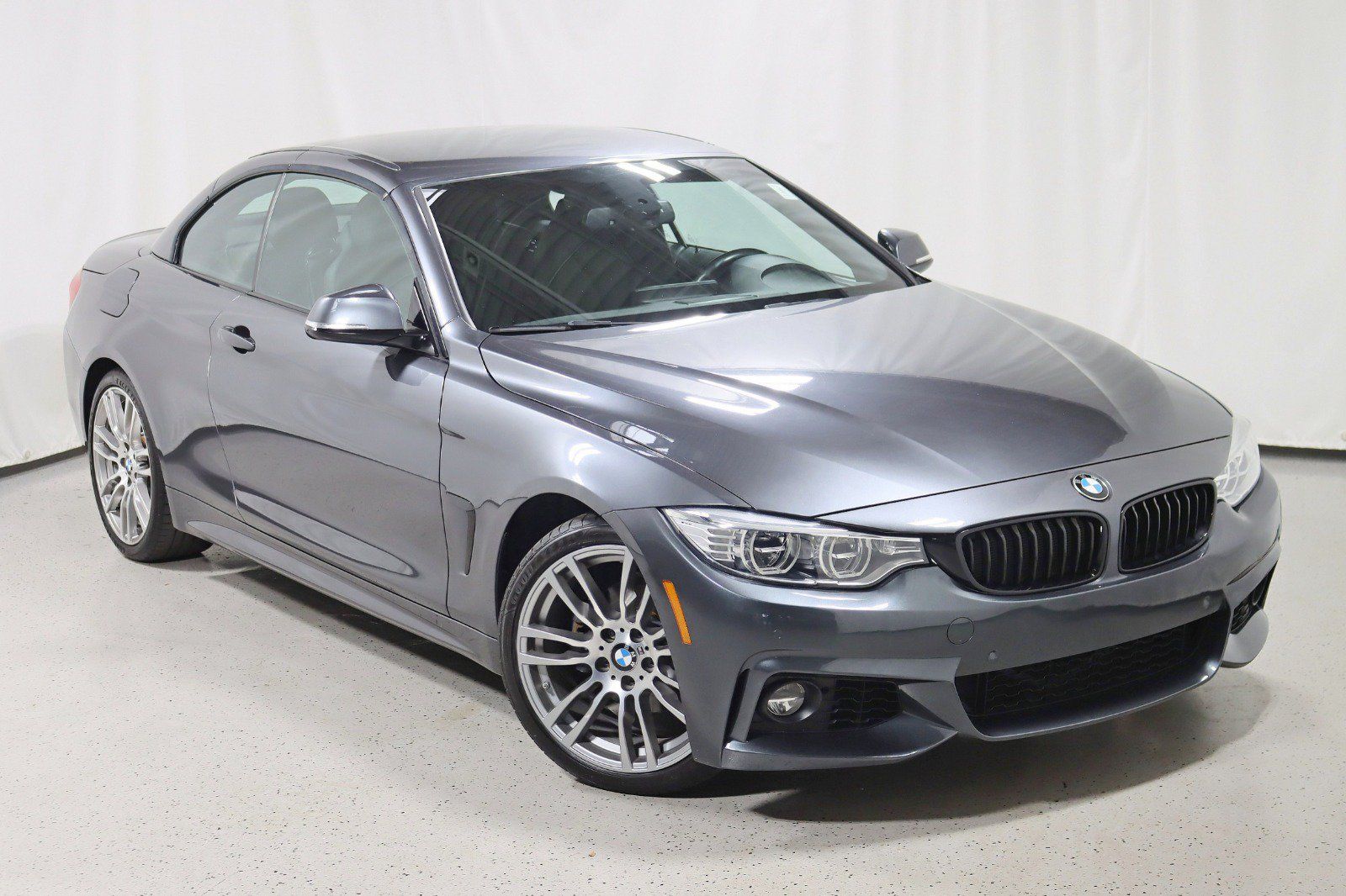 Used 2017 BMW 430i Convertible RWD image 2