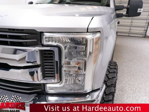 Used 2018 Ford F250 XLT AWD/4WD image 8