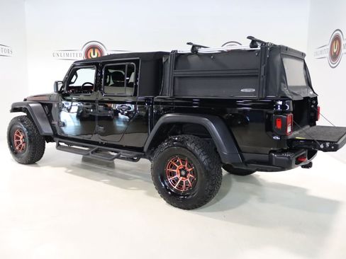 Used 2021 Jeep Gladiator Rubicon w/ Dual Top Group AWD/4WD image 42