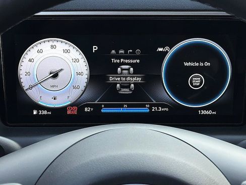 Certified 2024 Hyundai Tucson Limited FWD image 12