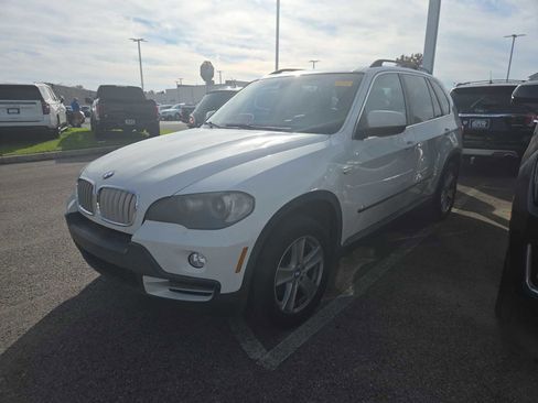 Used 2007 BMW X5 4.8i image 7