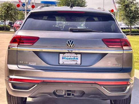 Used 2020 Volkswagen Atlas Cross Sport SE AWD/4WD image 6