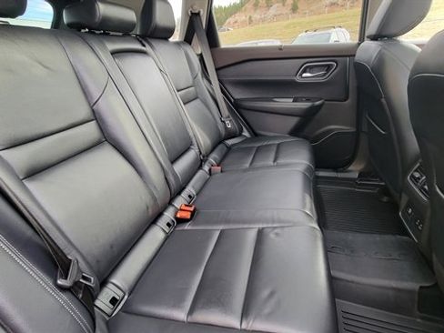 Used 2021 Nissan Rogue SL w/ Premium Package image 58