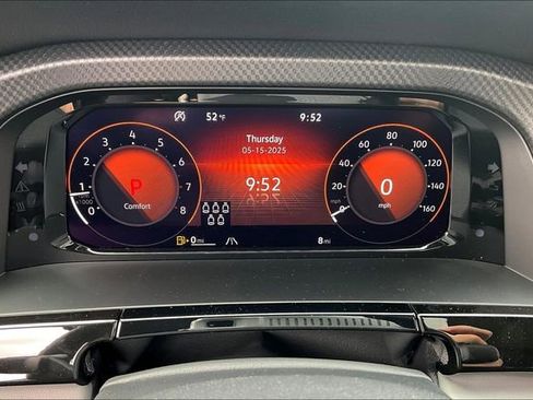 New 2025 Volkswagen Atlas Peak Edition SE image 20