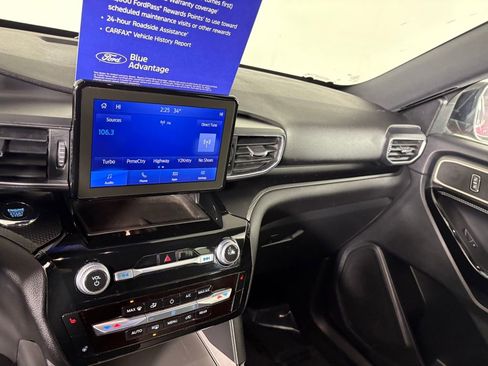 Certified 2023 Ford Explorer ST image 18