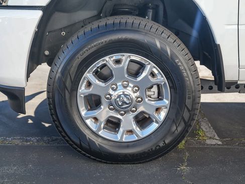 Used 2024 RAM 2500 Laramie image 9