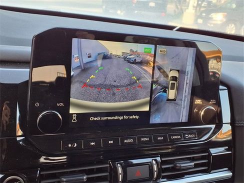 Certified 2024 Nissan Pathfinder Platinum image 6