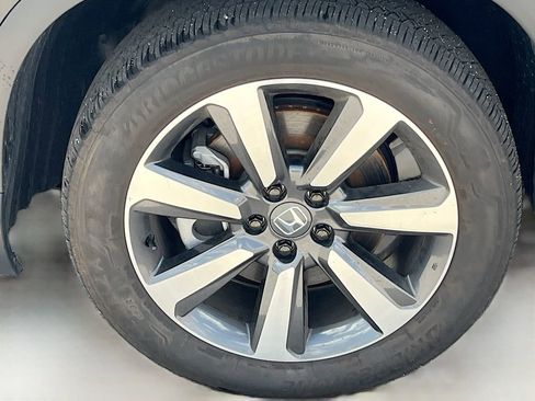 Used 2025 Honda Pilot Touring image 34