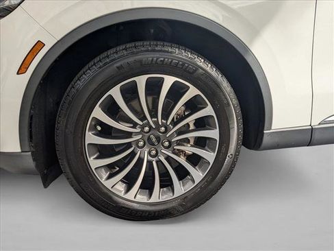 Used 2022 Lincoln Aviator Reserve w/ Class IV Trailer Tow Package image 26