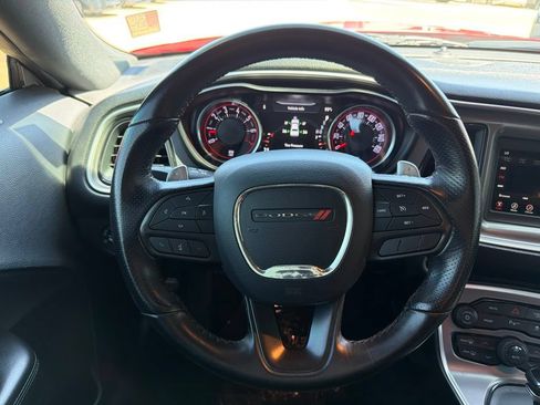 Used 2022 Dodge Challenger GT AWD/4WD image 23
