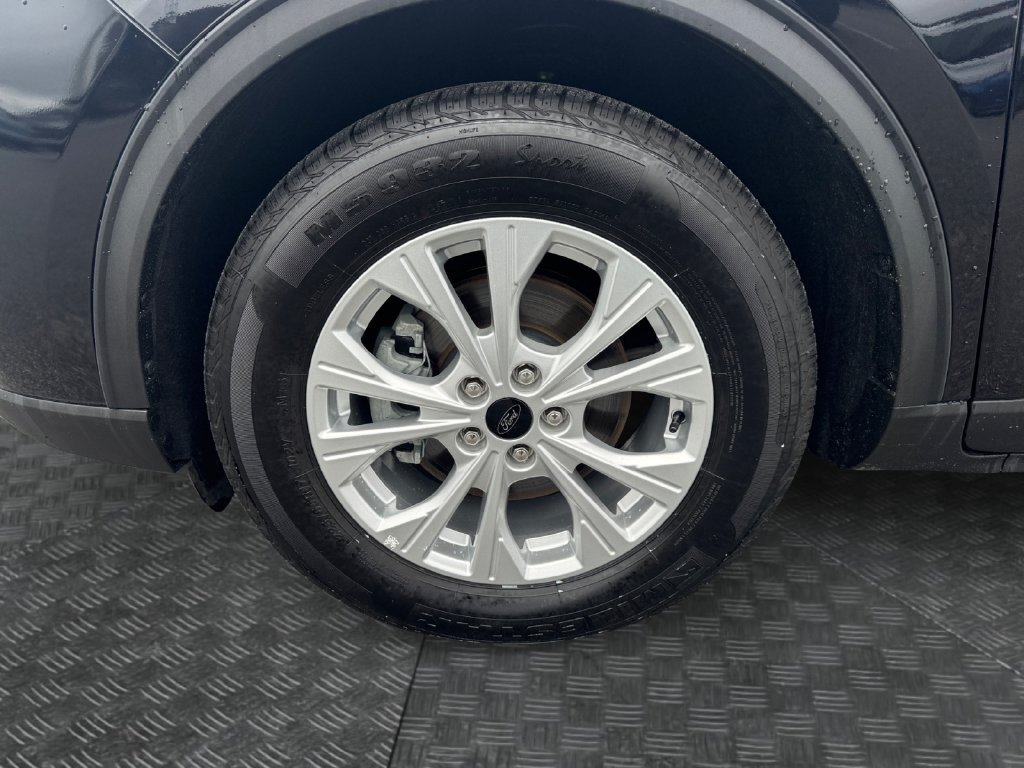 Used 2025 Ford Escape Active AWD/4WD image 14