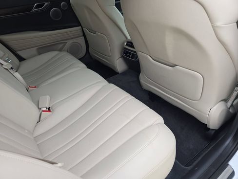 Used 2022 Genesis G80 2.5T w/ Advanced Package RWD image 11