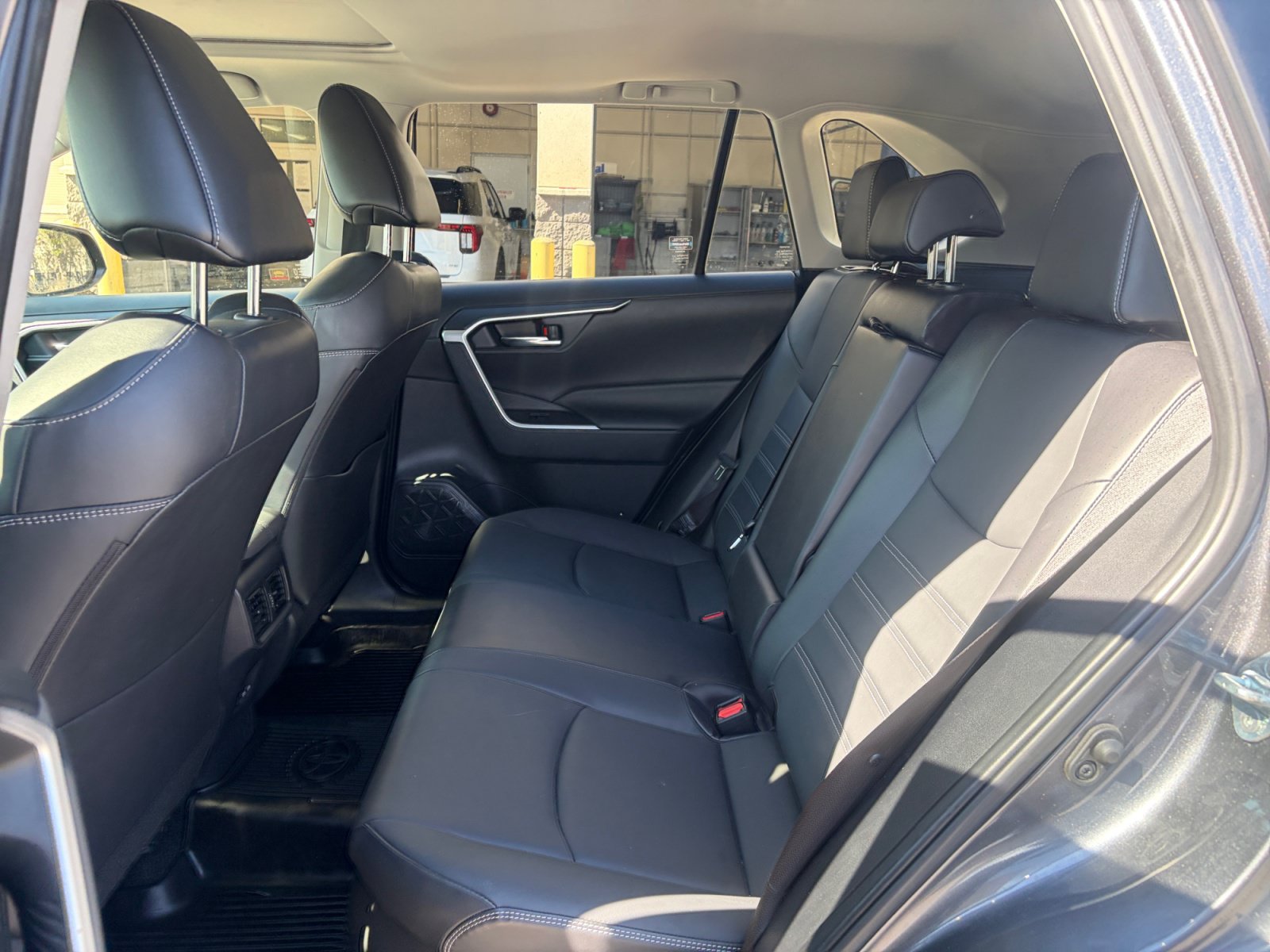 Used 2023 Toyota RAV4 XLE Premium AWD/4WD image 26