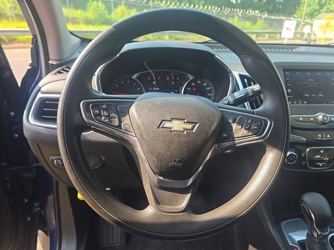 Used 2022 Chevrolet Equinox LT FWD image 8