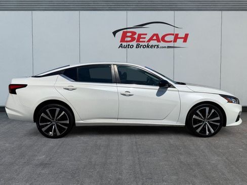 Used 2019 Nissan Altima 2.5 SR AWD/4WD image 7