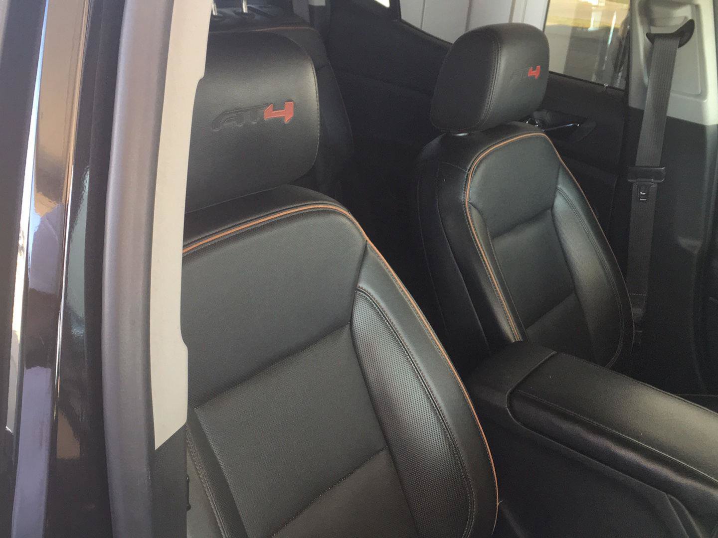 Used 2021 GMC Acadia AT4 w/ LPO, Floor Liner Package AWD/4WD image 35