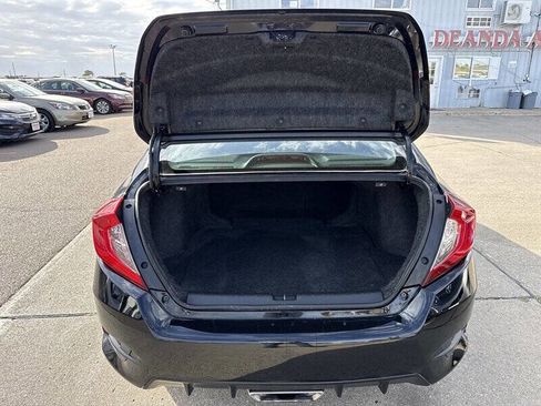 Used 2019 Honda Civic Sport image 18