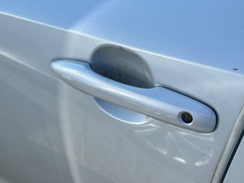 Used 2022 Toyota Corolla XSE FWD image 7