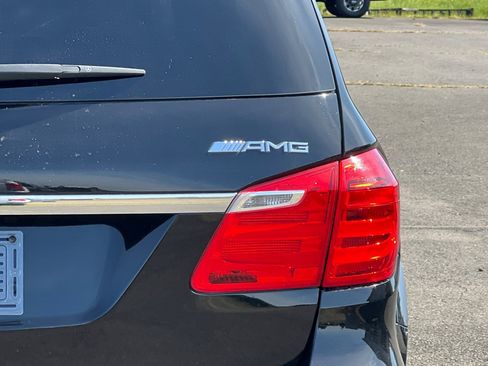 Used 2016 Mercedes-Benz GL 63 AMG 4MATIC image 27