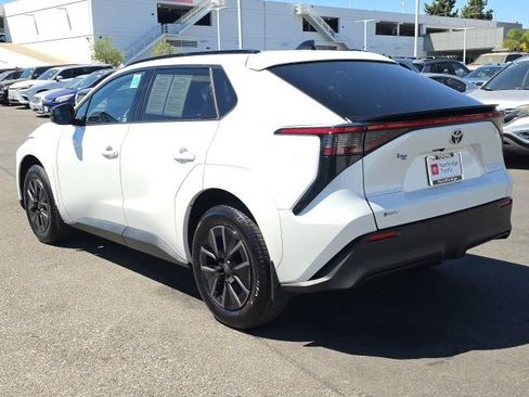Certified 2026 Toyota bZ FWD image 5