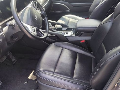Used 2025 Kia Telluride S AWD/4WD image 3