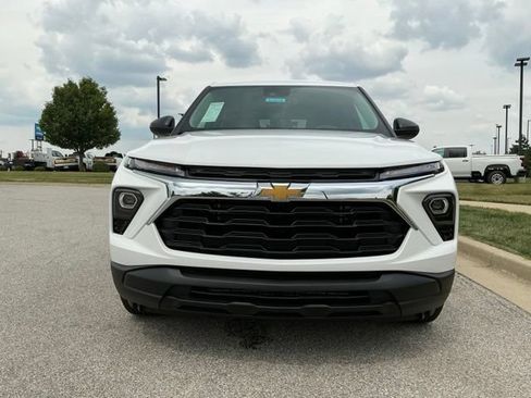 New 2026 Chevrolet TrailBlazer LS w/ LS Convenience Package FWD image 8