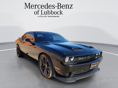 Used 2022 Dodge Challenger SRT Hellcat Redeye image 1