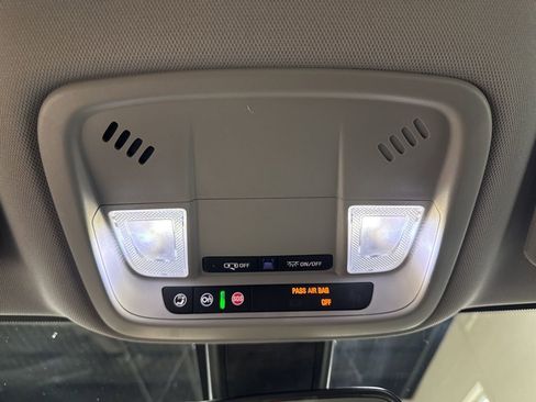 Used 2020 Chevrolet Malibu LT image 22