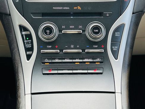 Used 2018 Lincoln MKX Select w/ Select Plus Package image 24