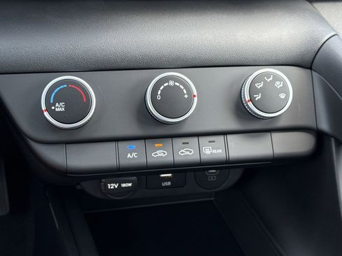 New 2026 Hyundai Elantra SE FWD image 23