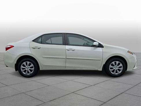 Used 2014 Toyota Corolla LE image 8