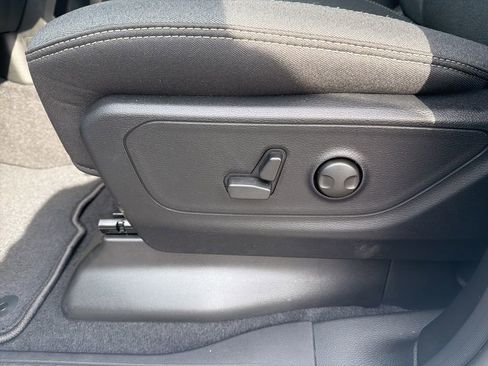 New 2026 RAM 1500 Big Horn AWD/4WD image 23