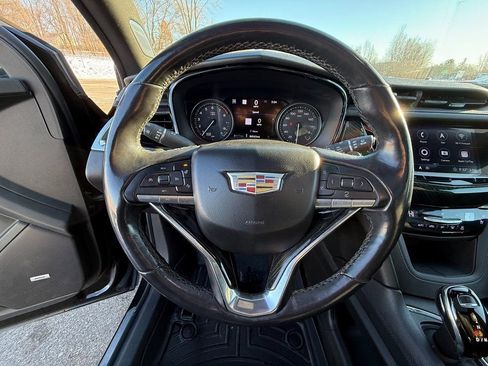 Certified 2020 Cadillac XT6 Premium Luxury image 20