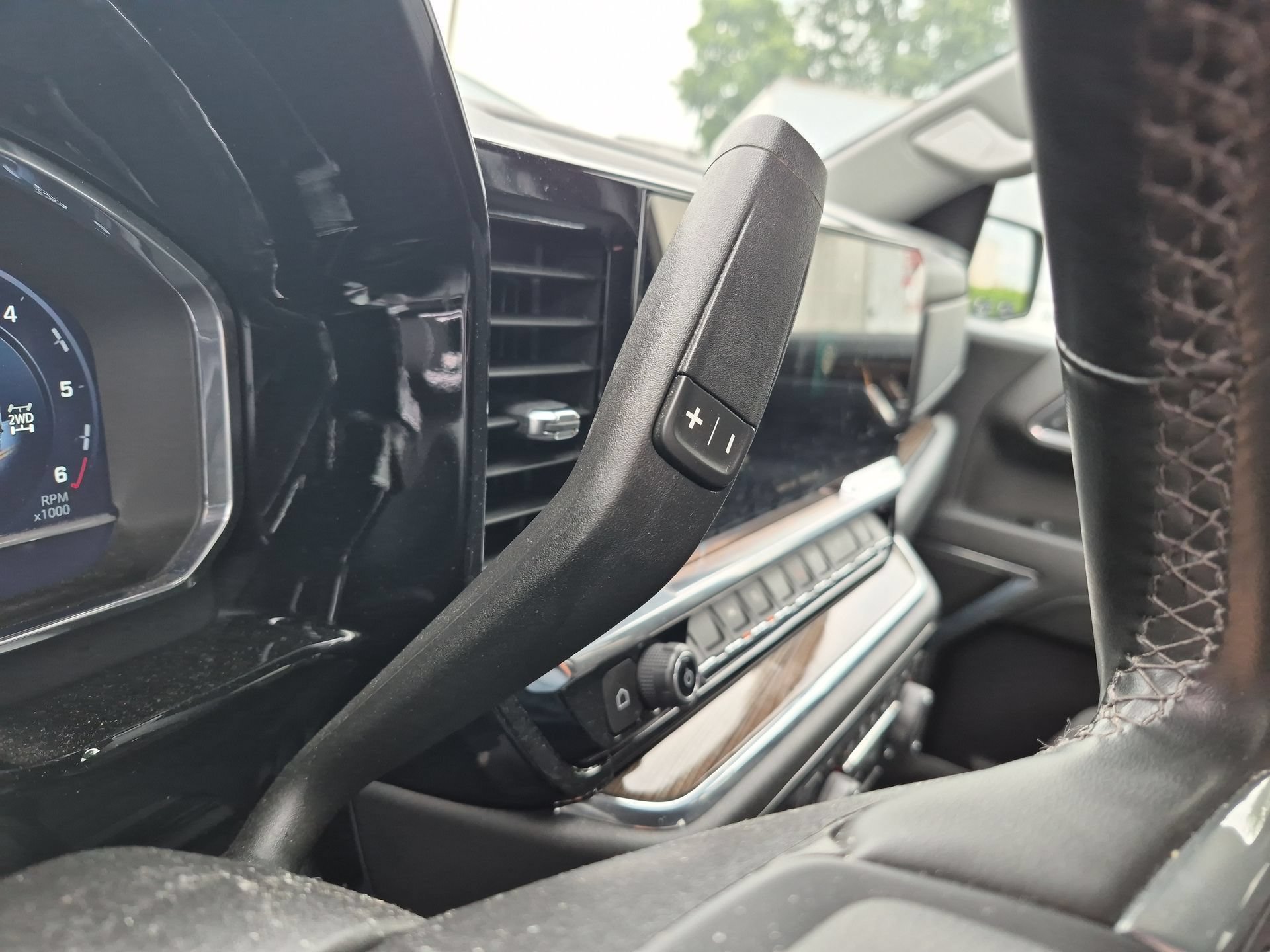 Certified 2023 Chevrolet Silverado 1500 LT AWD/4WD image 16