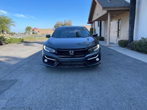 Used 2020 Honda Civic Sport Touring image 2