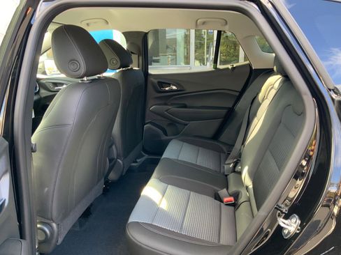 New 2026 Chevrolet Trax LT w/ Driver Confidence Package image 11