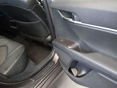 Used 2023 Toyota Camry SE image 21