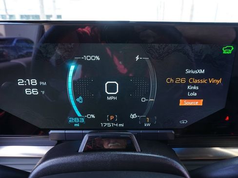 Certified 2025 GMC Hummer EV 2X w/ LPO, Dark Essentials Package image 19