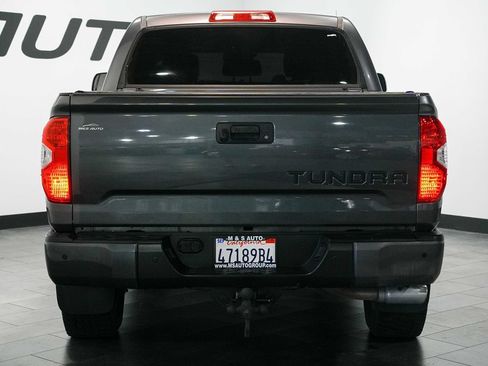 Used 2018 Toyota Tundra Limited w/ Limited Premium Package AWD/4WD image 5