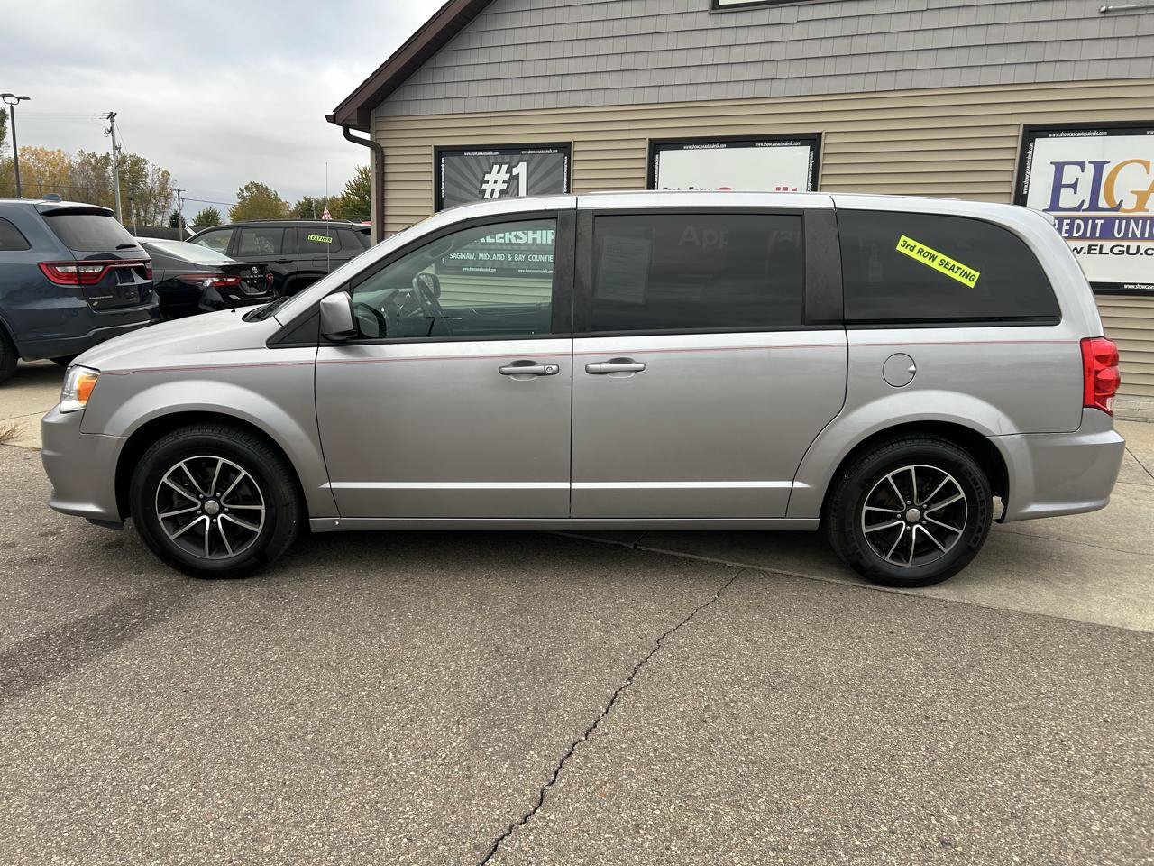 Used 2018 Dodge Grand Caravan SE FWD image 8