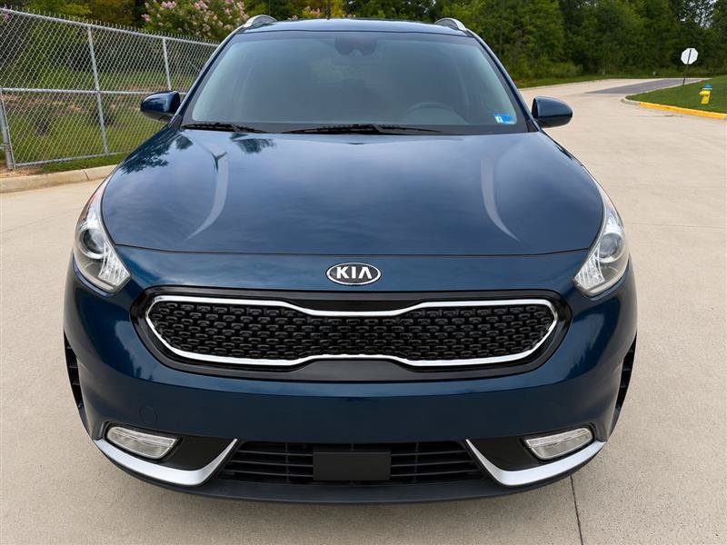 Used 2018 Kia Niro LX FWD image 2