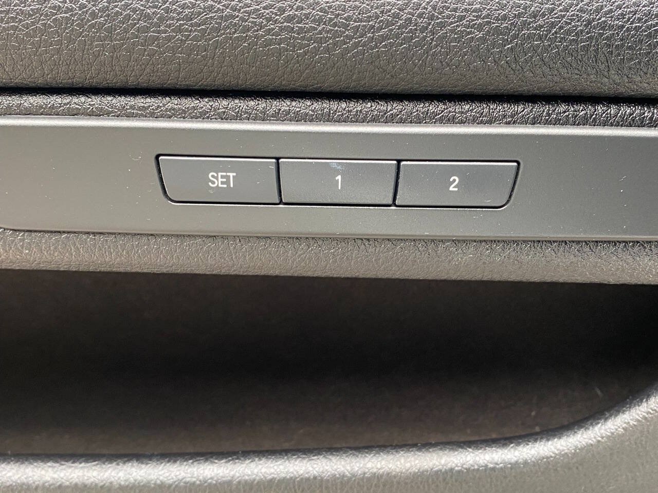Used 2015 BMW 528i xDrive Sedan AWD/4WD image 16