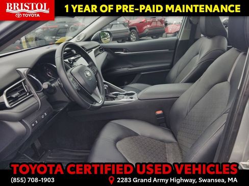 Used 2020 Toyota Camry XSE w/ Navigation Package FWD image 15