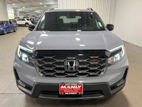 Used 2023 Honda Passport TrailSport image 8