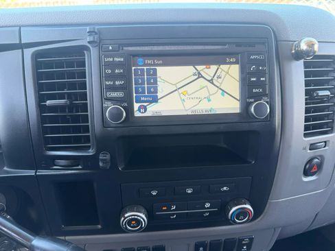 Used 2016 Nissan NV 3500 SV w/ Technology Package RWD image 15