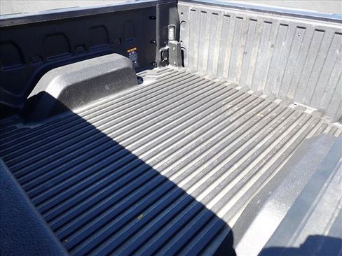 Used 2024 Chevrolet Silverado 1500 LT AWD/4WD image 7